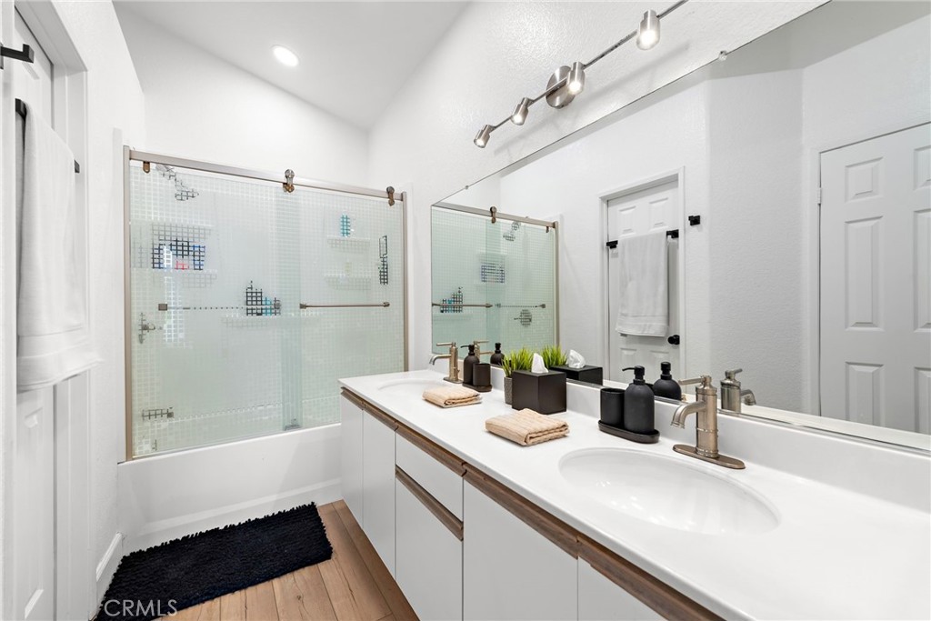 112 Cinnamon Teal Aliso Viejo, CA 92656 - Photo 13 of 32