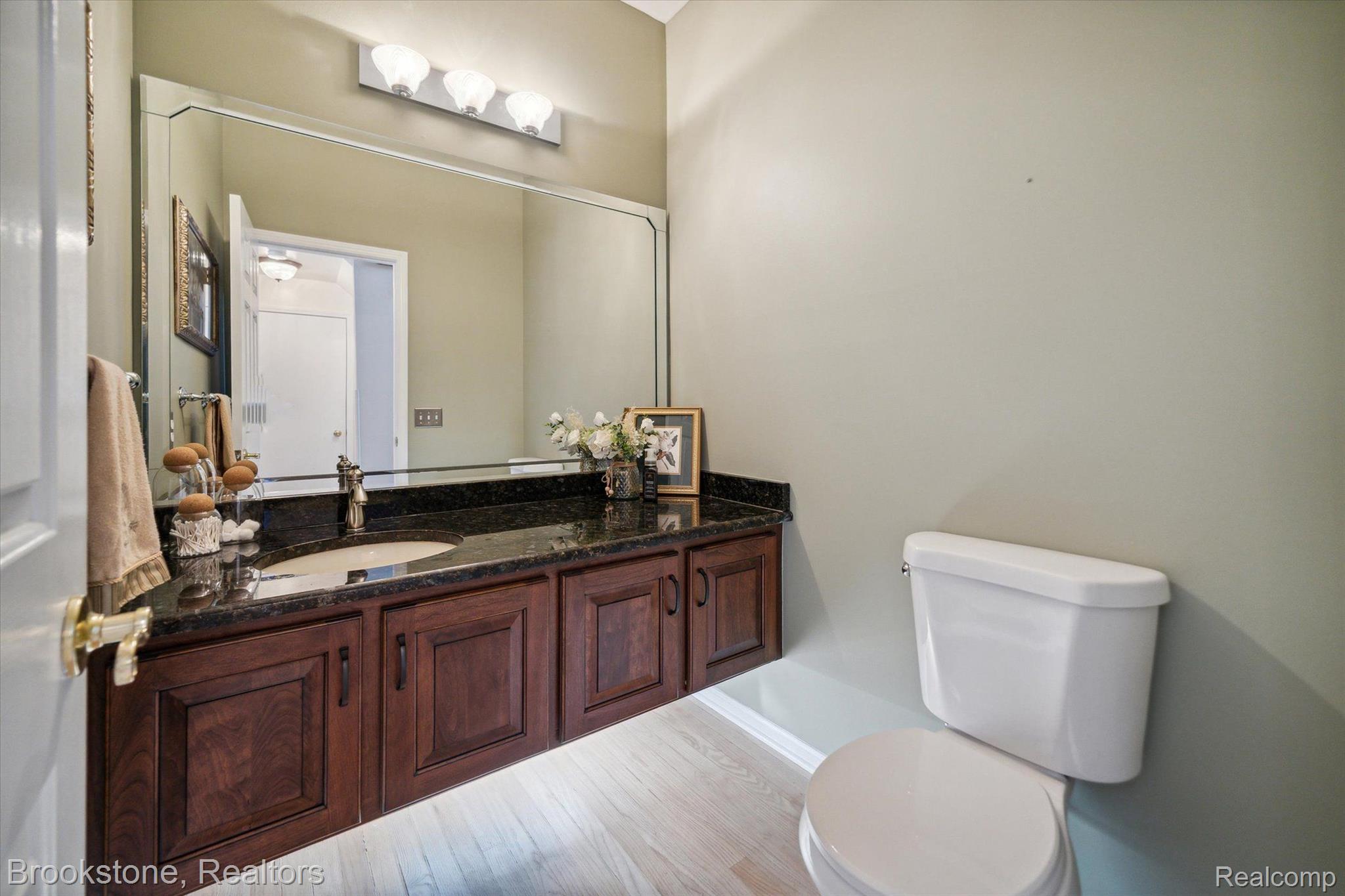 3944 Fieldview Road Lake Orion, MI 48360 - Photo 23 of 58 Lower Powder Room