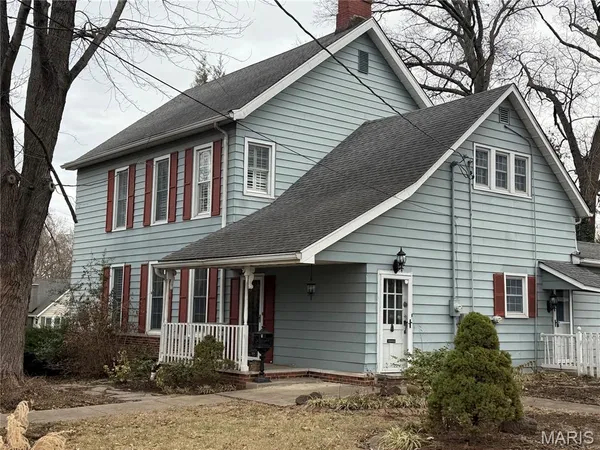 $245,000 | 2903 Edwards Street, Alton, IL 62002