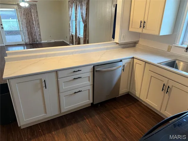 $245,000 | 2903 Edwards Street, Alton, IL 62002