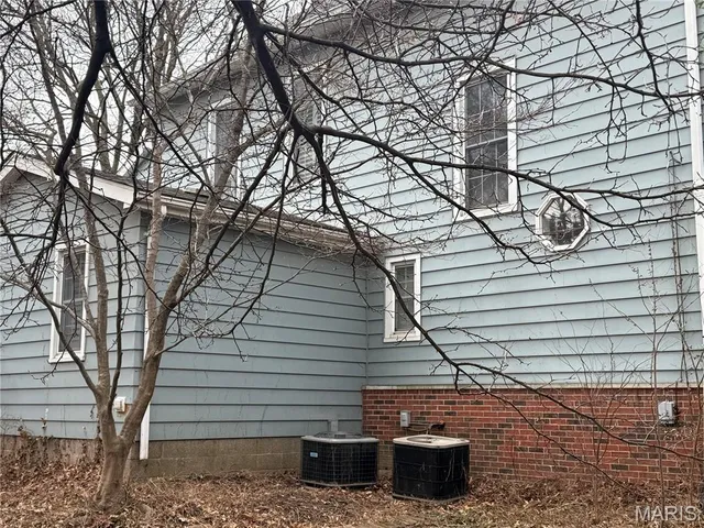 $245,000 | 2903 Edwards Street, Alton, IL 62002