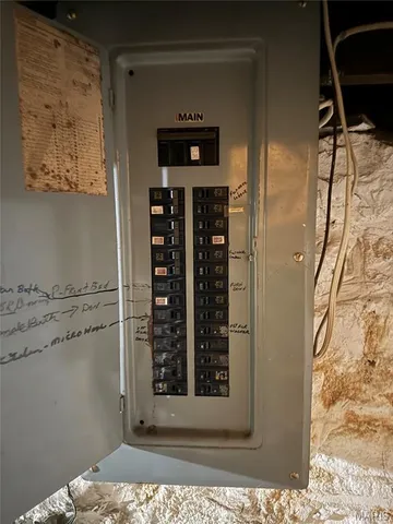 $245,000 | 2903 Edwards Street, Alton, IL 62002