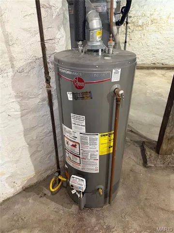 $245,000 | 2903 Edwards Street, Alton, IL 62002