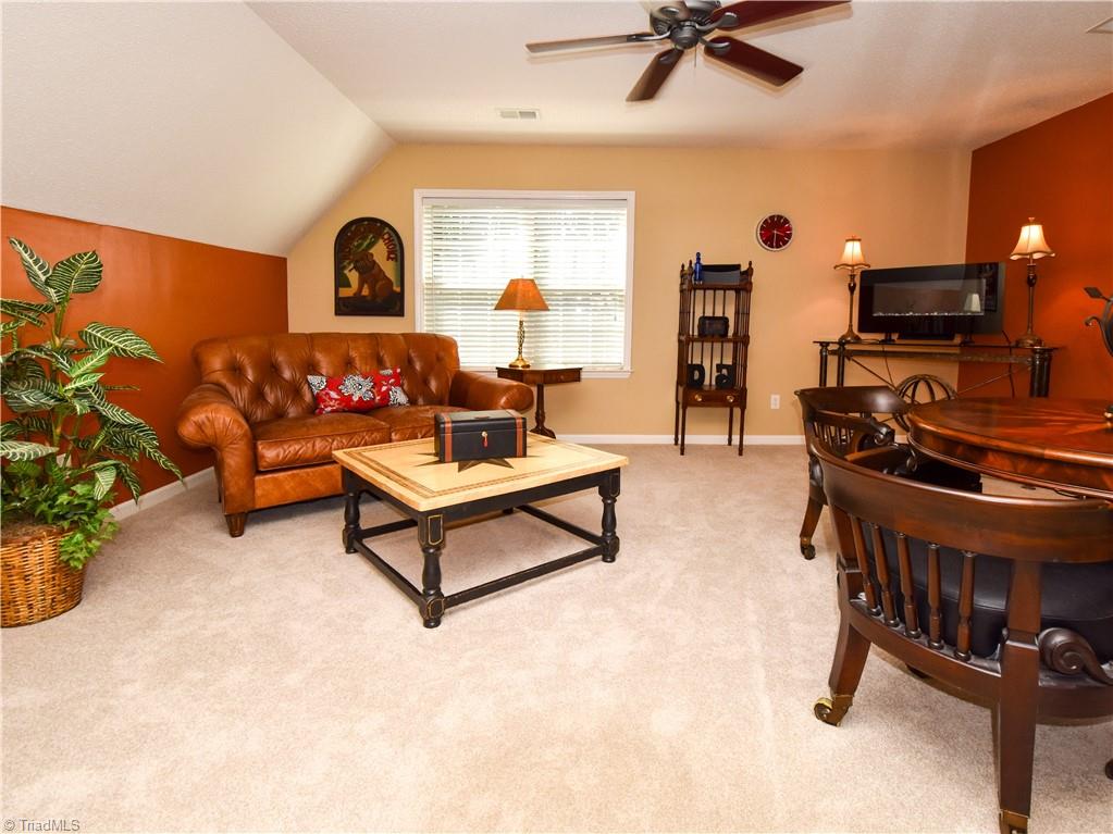 4017 Preswick Court High Point, NC 27265 - Photo 29 of 36
