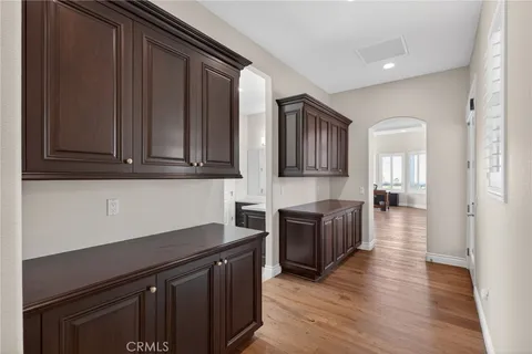 $2,600,000 | 6355 Cresthaven Drive, Riverside, CA 92506
