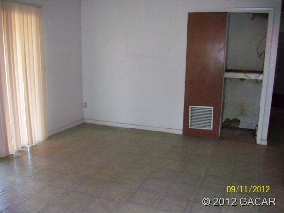 826 Southwest 64th Terrace Gainesville, FL 32607 - Photo 17 of 23