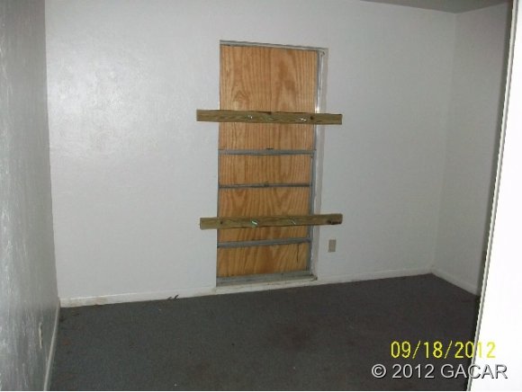 826 Southwest 64th Terrace Gainesville, FL 32607 - Photo 6 of 23