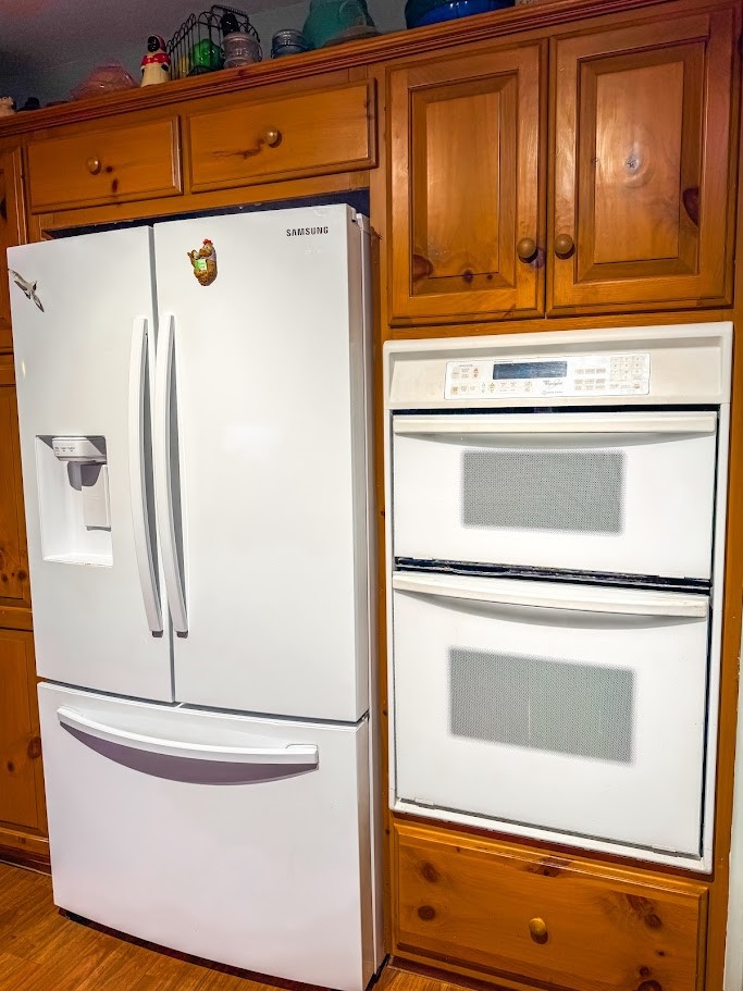 618 West Main Street Fairfield, TX 75840 - Photo 11 of 23 a view of washer and dryer