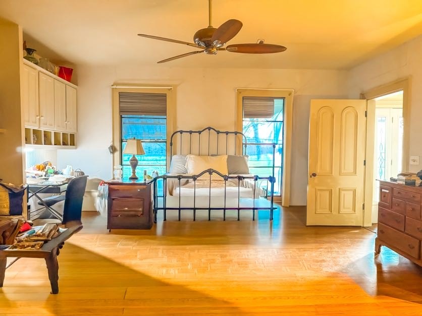 618 West Main Street Fairfield, TX 75840 - Photo 13 of 23 a view of a livingroom with furniture
