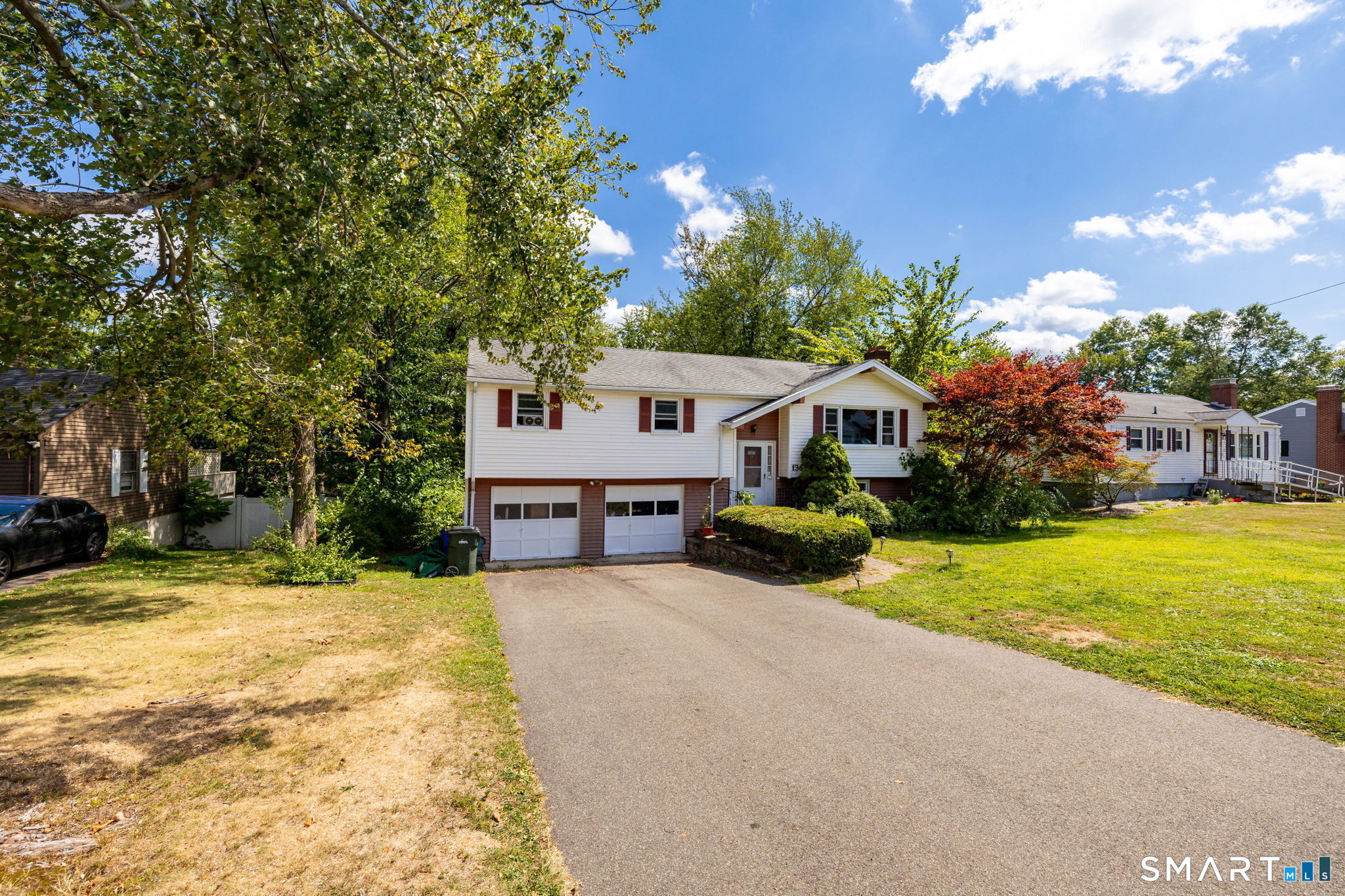 136 Charter Road Wethersfield, CT 06109 - Photo 3 of 30 Gallery Image 3