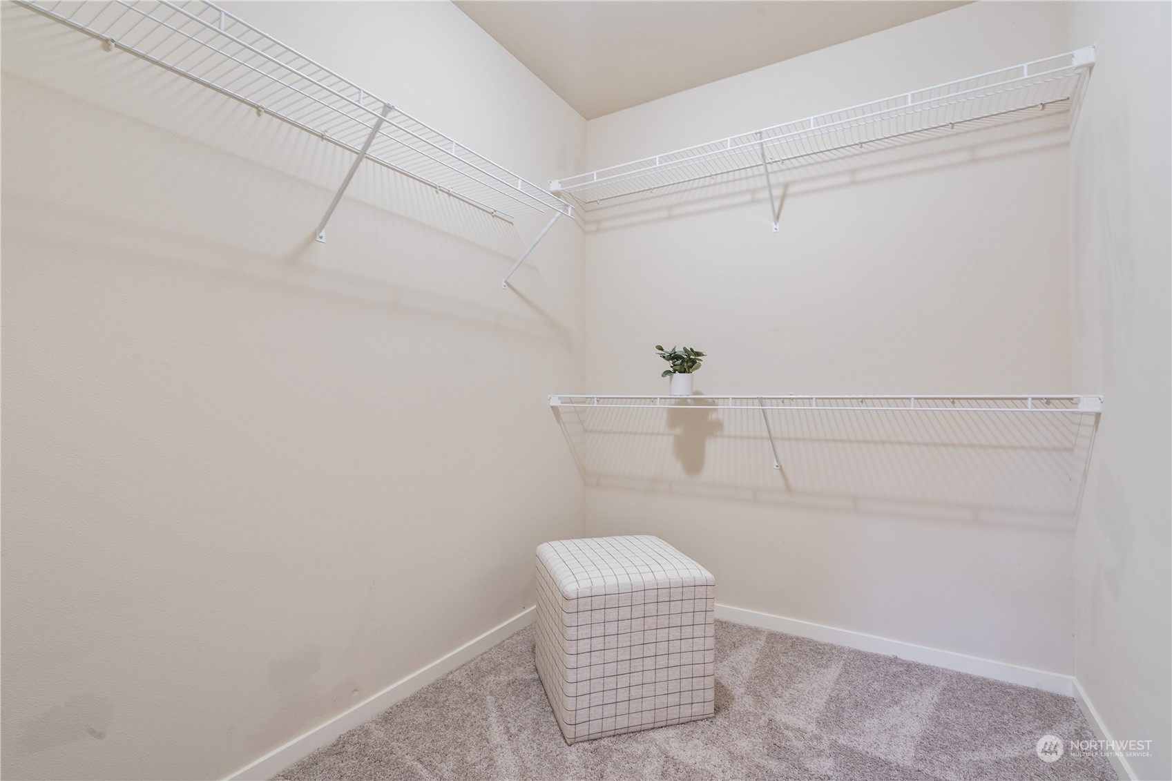 149 Cougar Ridge Road Northwest Issaquah, WA 98027 - Photo 21 of 37