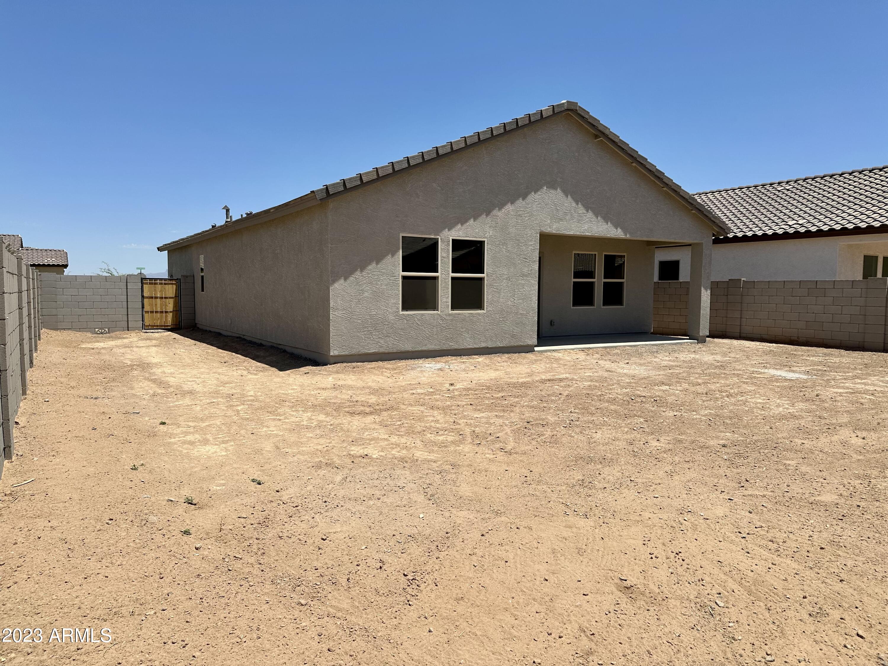 5733 East Hera Road Florence, AZ 85132 - Photo 2 of 13 IMG_3063