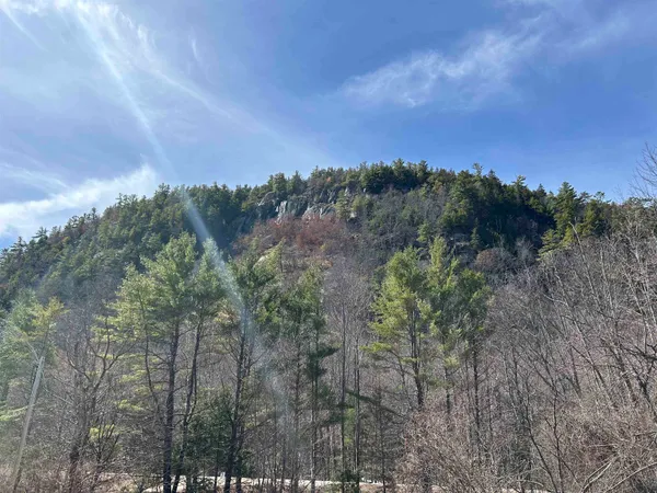 $595,000 | 5 Wildflower Lane, Bartlett, NH 03860