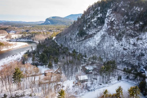 $610,000 | 5 Wildflower Lane, Bartlett, NH 03860