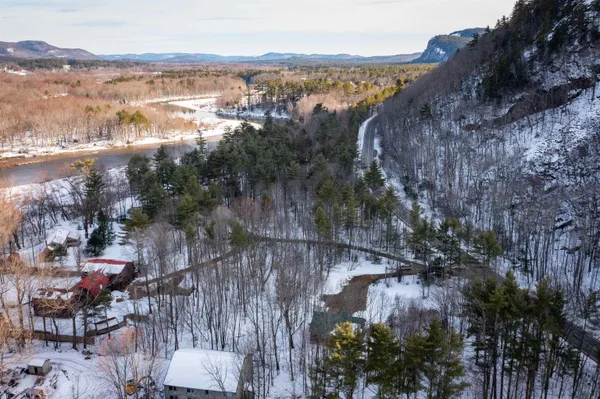 $595,000 | 5 Wildflower Lane, Bartlett, NH 03860