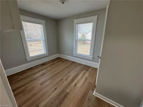 $1,175 | 1616 Trogdon Street, Greensboro, NC 27403