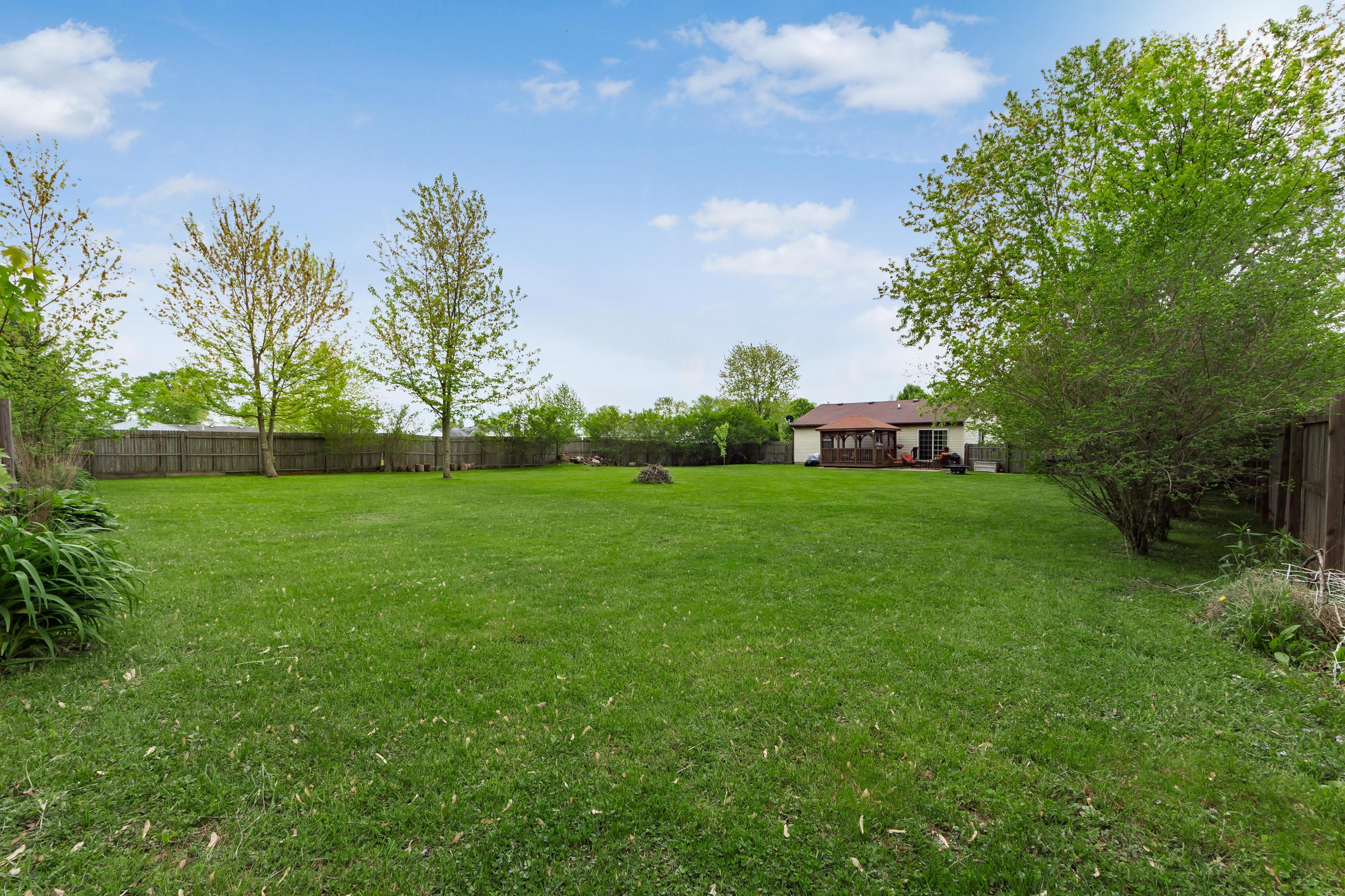 195 Cadillac Road Southwest Pataskala, OH 43062 - Photo 27 of 31