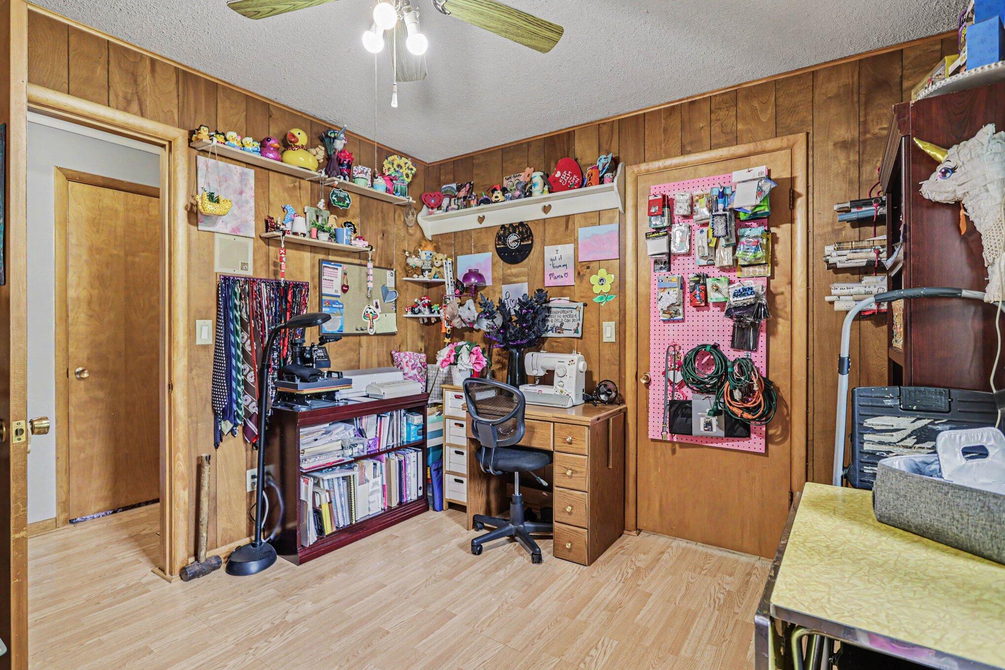1111 South Clinton Street Charlotte, MI 48813 - Photo 15 of 24 014_file_1835