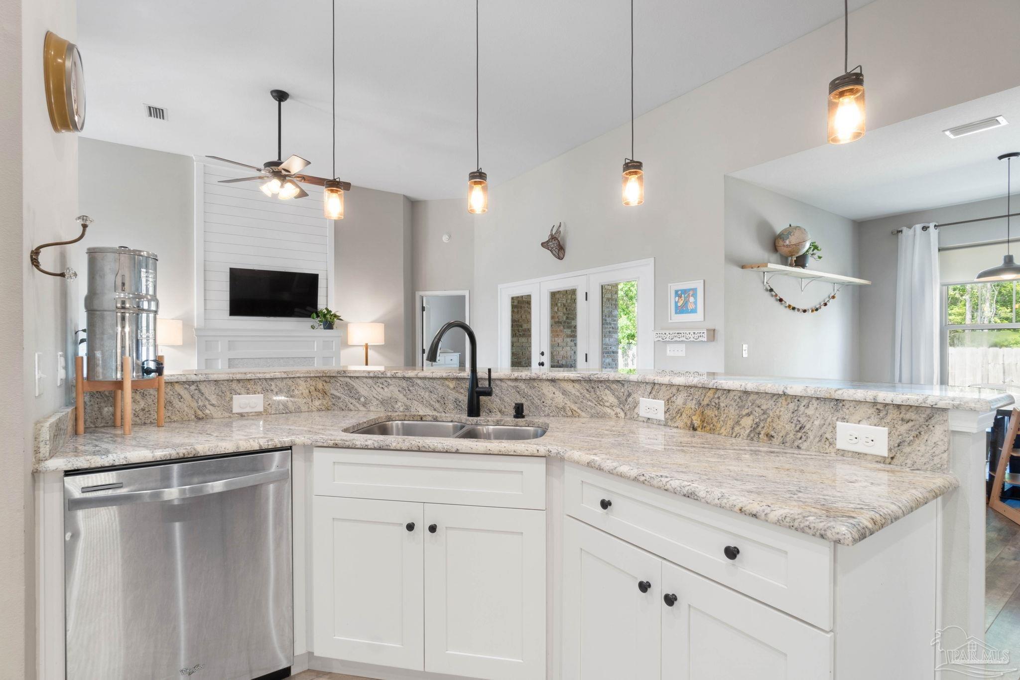 1790 Joybrook Road Navarre, FL 32566 - Photo 18 of 50 Gallery Image 18