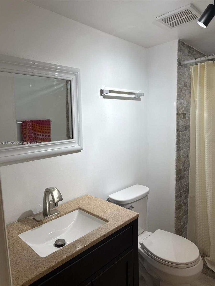 2900 Fiore Way, Unit 1080 Delray Beach, FL 33445 - Photo 7 of 20