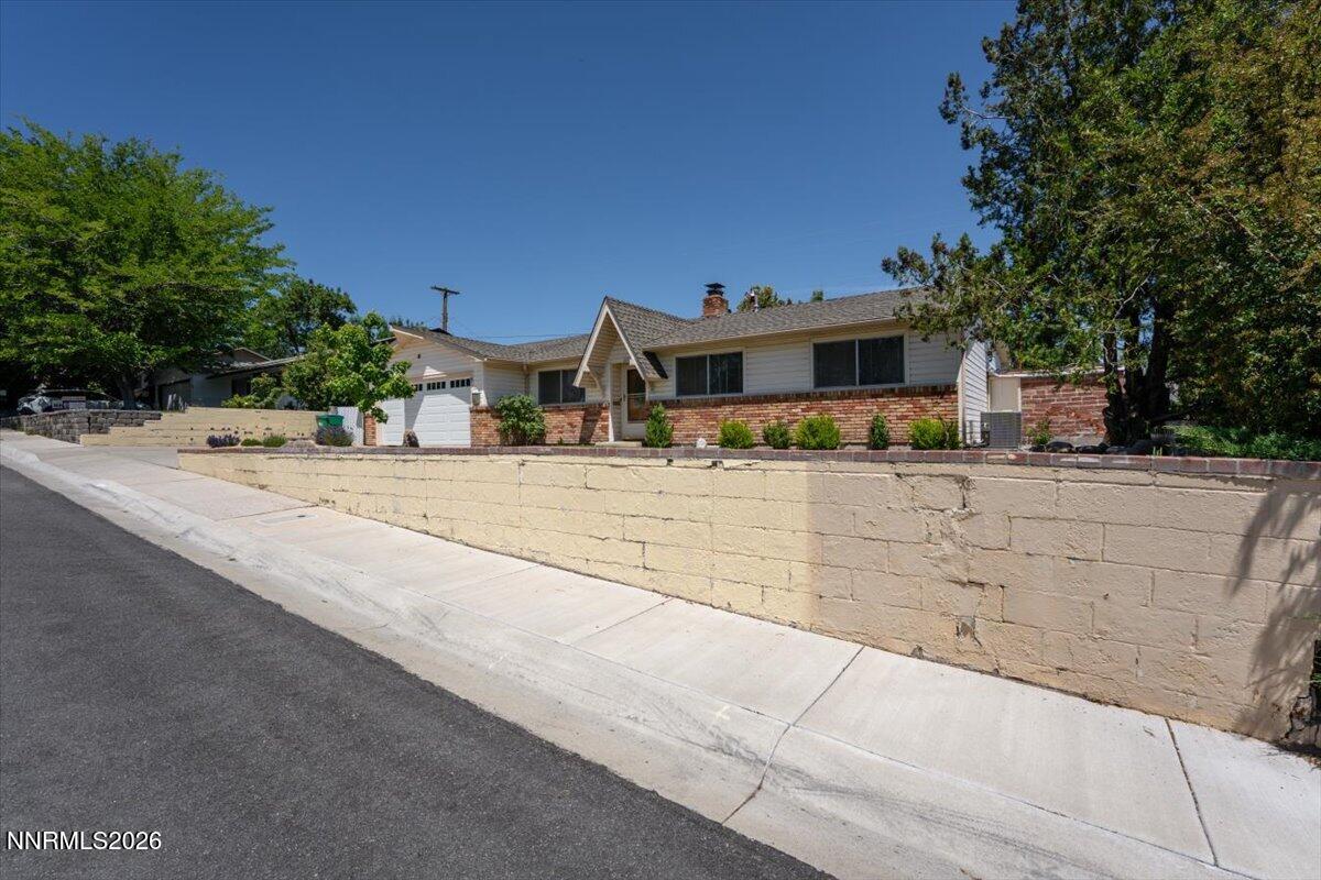 2205 Carlin Street Reno, NV 89503 - Photo 4 of 51
