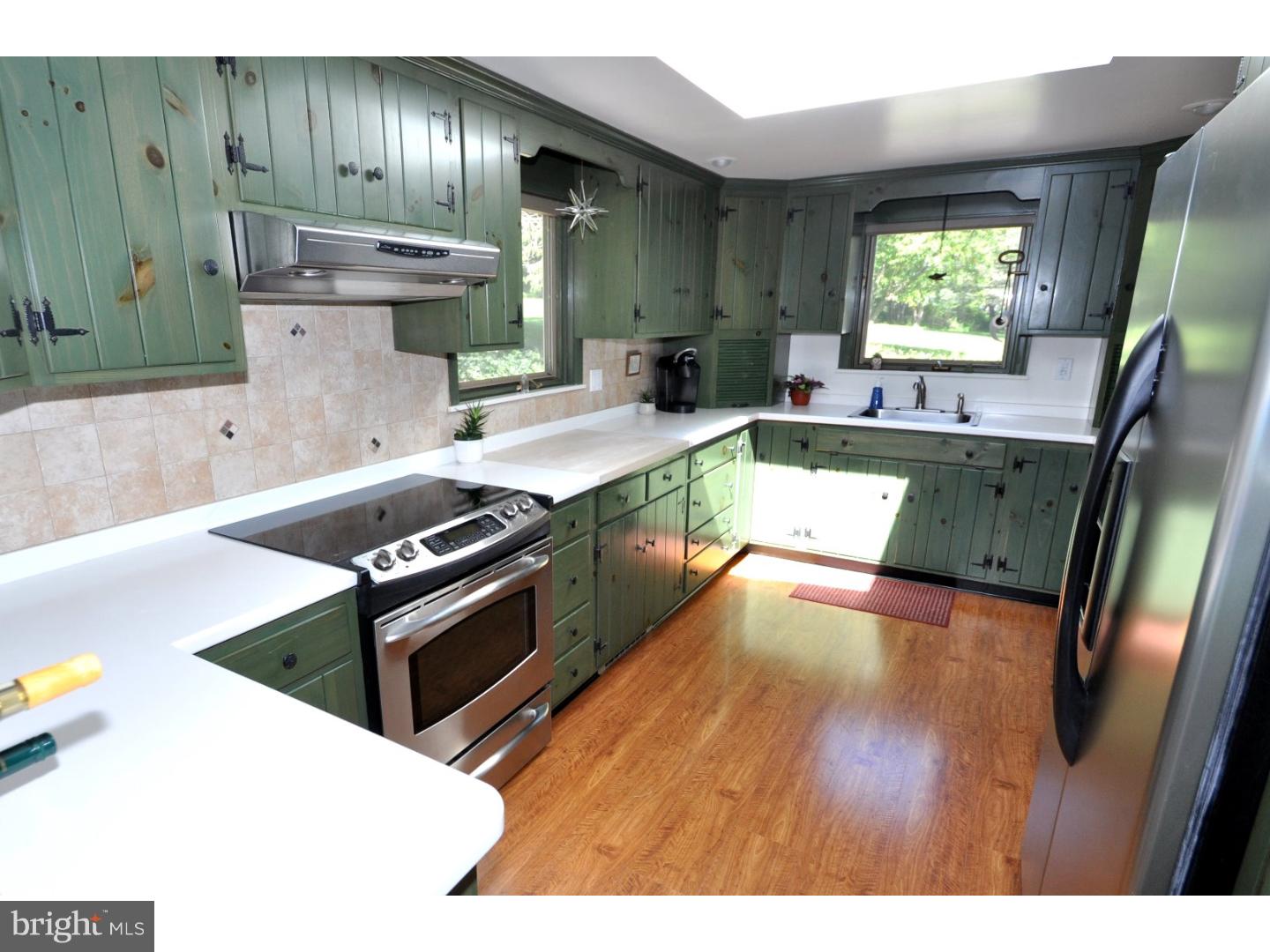 72 Lake Road Oley, PA 19547 - Photo 6 of 23 Kitchen