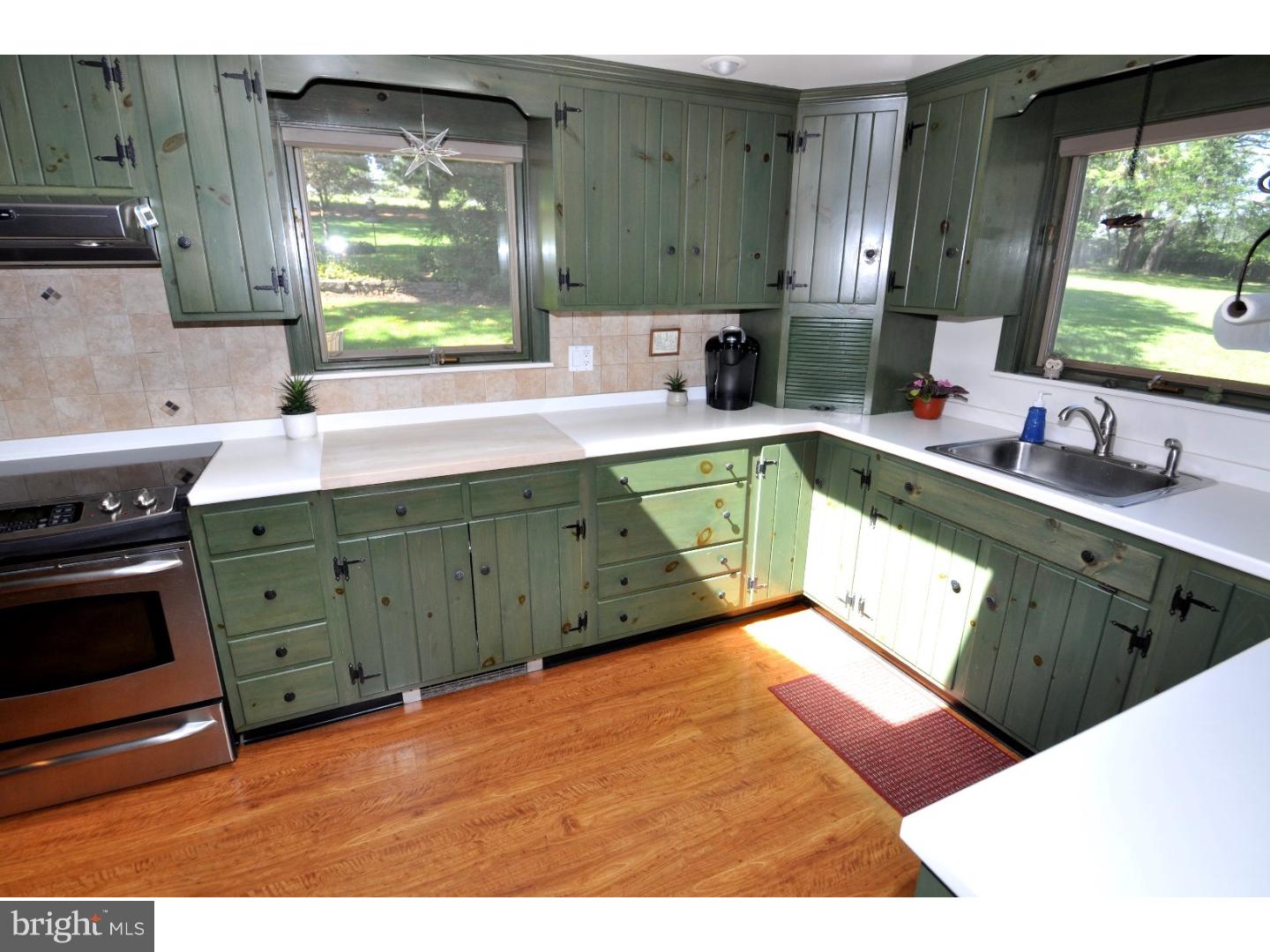 72 Lake Road Oley, PA 19547 - Photo 7 of 23 Kitchen