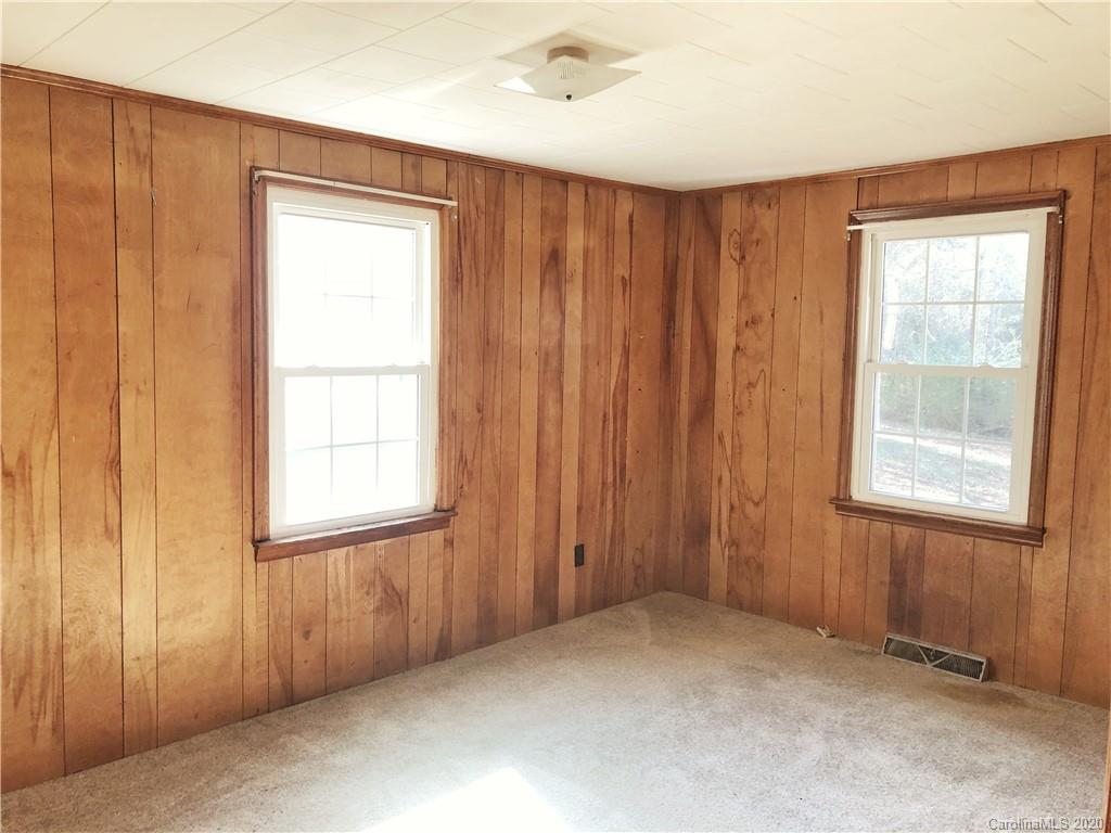 568 Jack McKinney Road Forest City, NC 28043 - Photo 8 of 10 Gallery Image 8