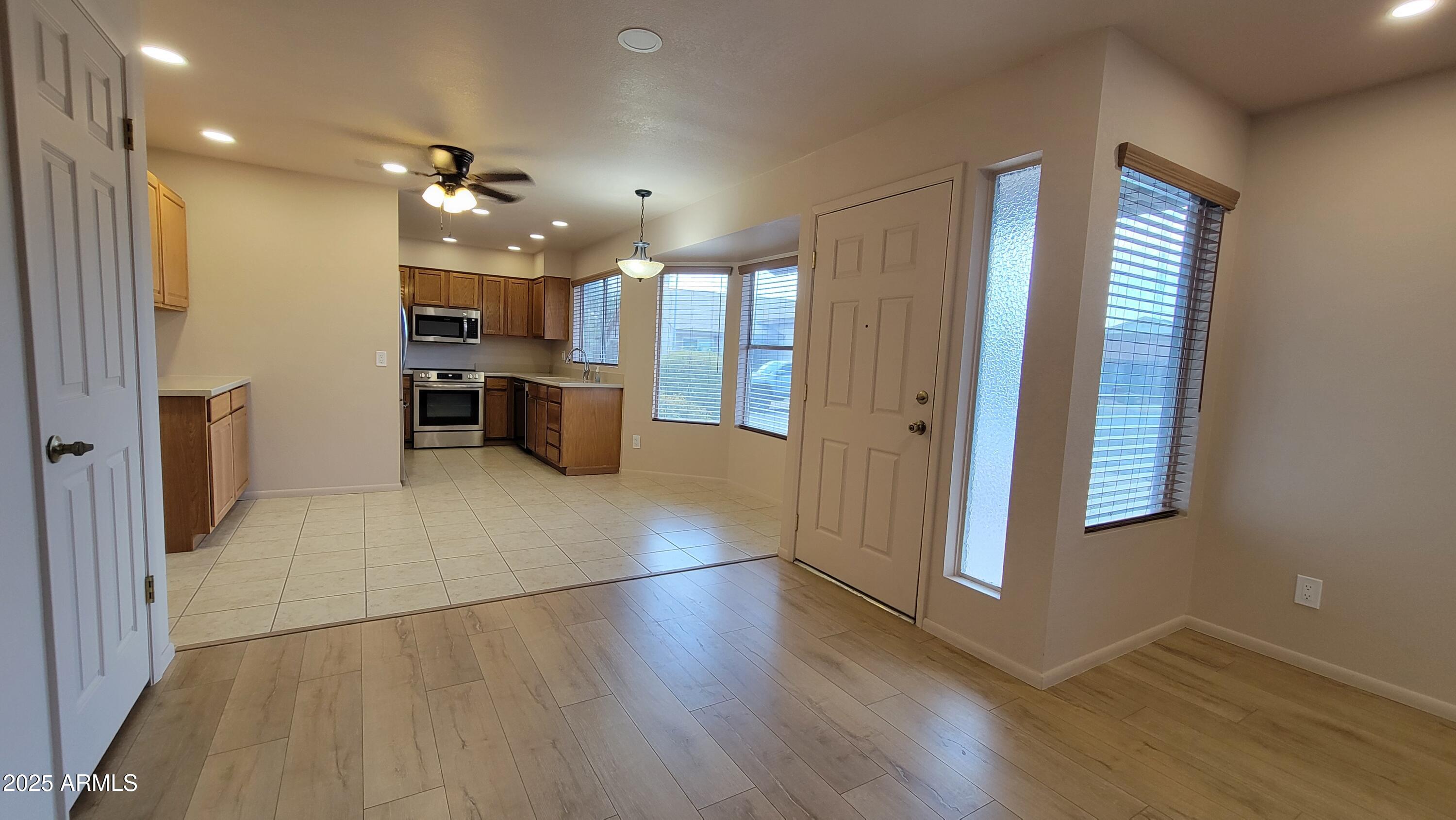 2626 West Hearn Road Phoenix, AZ 85023 - Photo 11 of 21 View to Eat-in-kitchen
