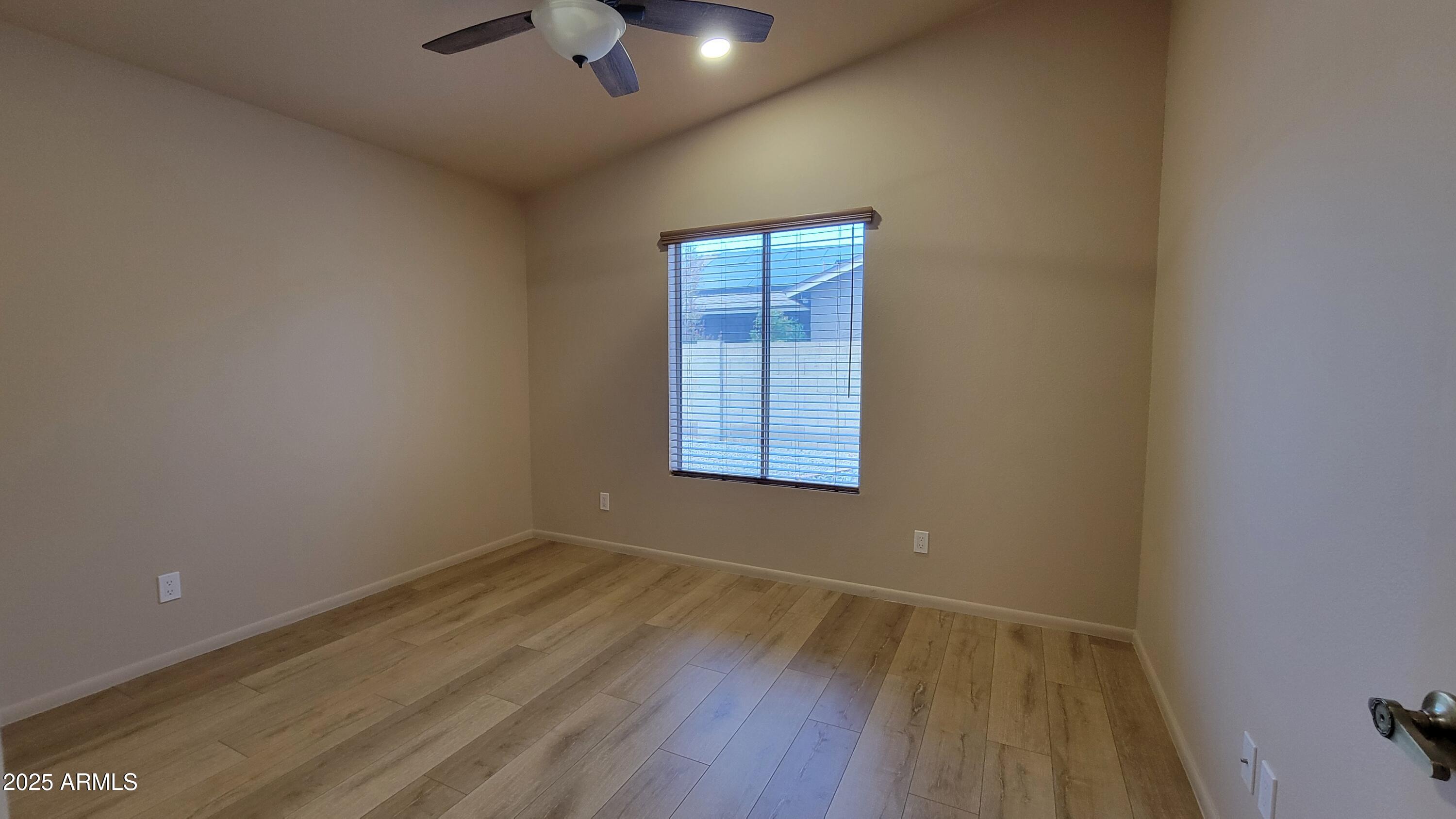 2626 West Hearn Road Phoenix, AZ 85023 - Photo 9 of 21 Master