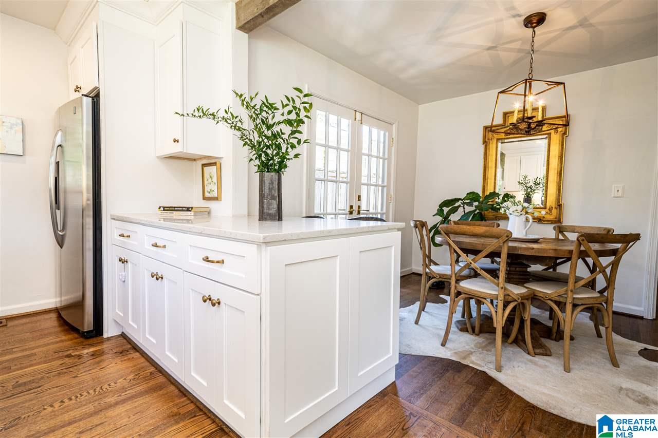 703 Broadway Street Birmingham, AL 35209 - Photo 11 of 32