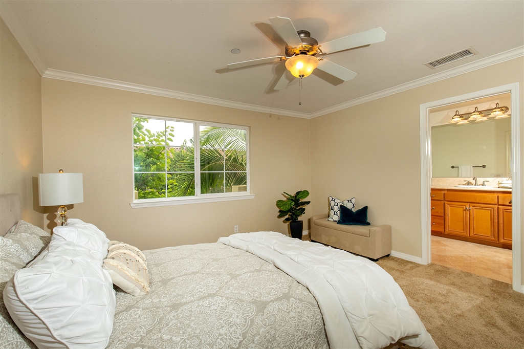 4035 Bluff View Way Carlsbad, CA 92008 - Photo 12 of 24