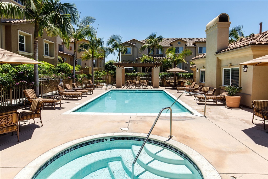 4035 Bluff View Way Carlsbad, CA 92008 - Photo 19 of 24