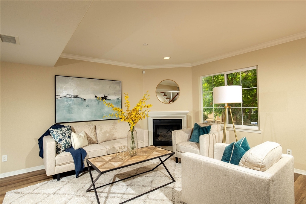 4035 Bluff View Way Carlsbad, CA 92008 - Photo 3 of 24