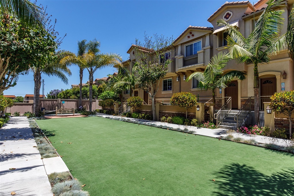 4035 Bluff View Way Carlsbad, CA 92008 - Photo 22 of 24