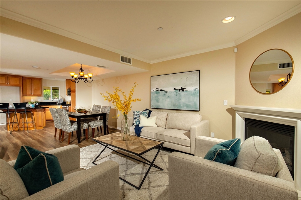 4035 Bluff View Way Carlsbad, CA 92008 - Photo 4 of 24