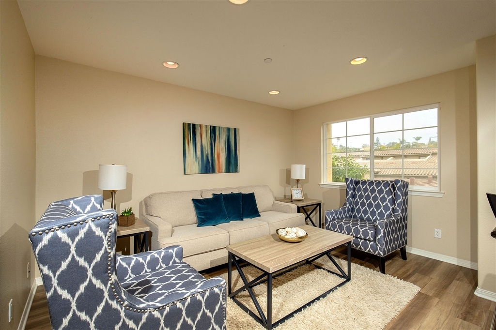 4035 Bluff View Way Carlsbad, CA 92008 - Photo 8 of 24