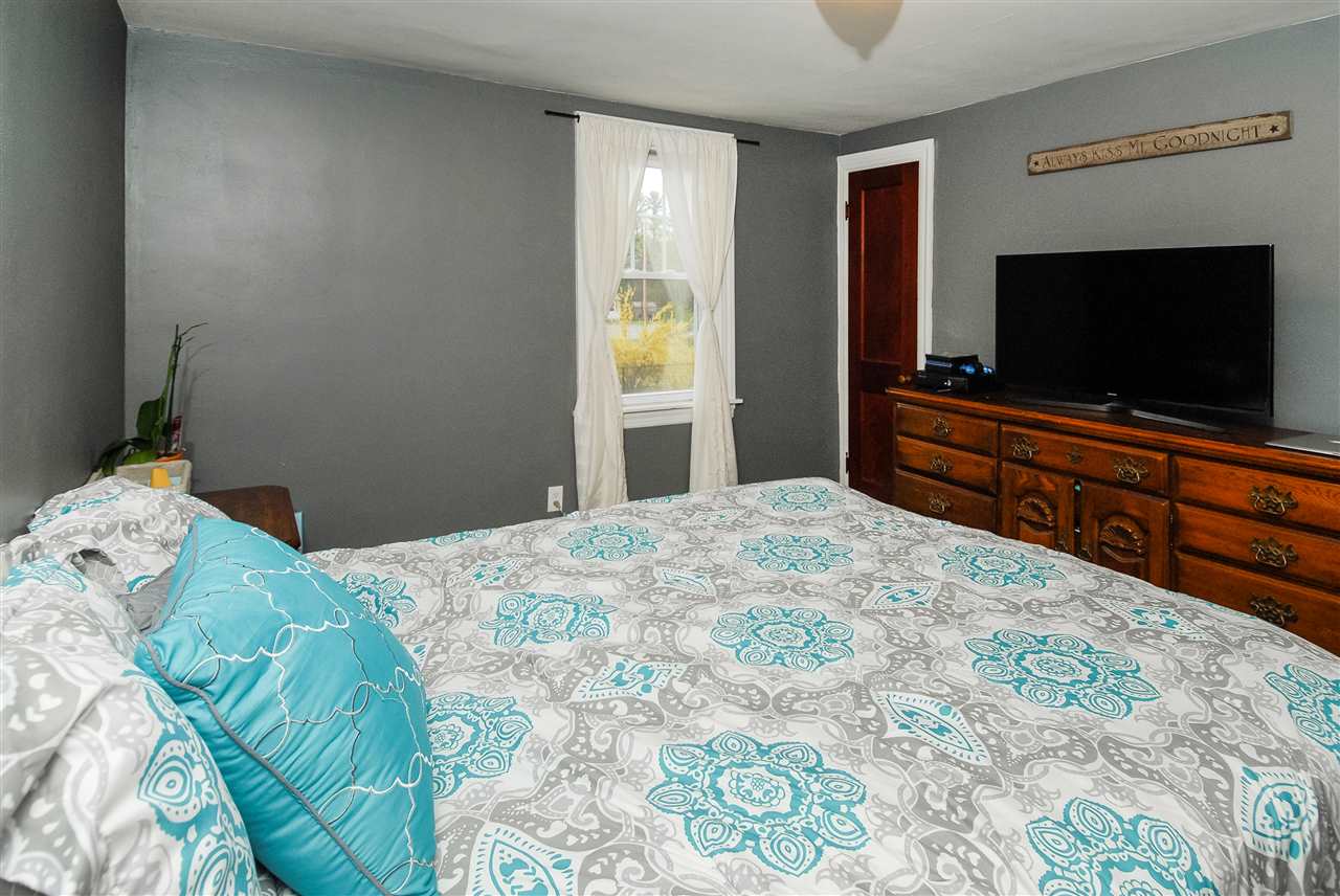 45 Autumn Street Rochester, NH 03868 - Photo 12 of 27