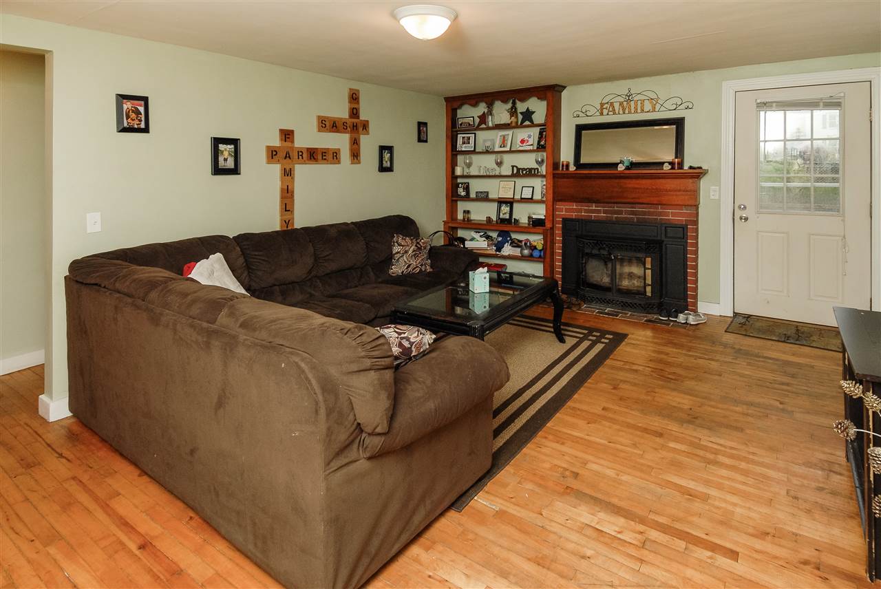 45 Autumn Street Rochester, NH 03868 - Photo 9 of 27