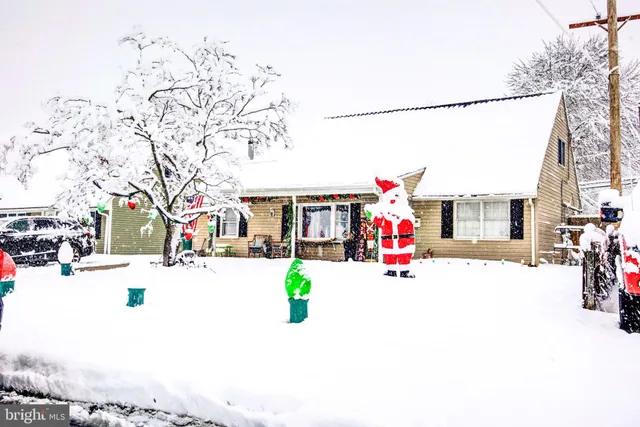 $410,000 | 83 Indigo Road, Levittown, PA 19057