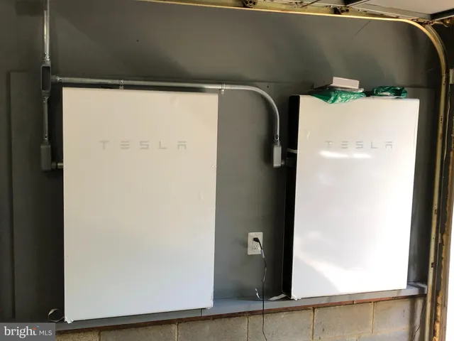 $849,900 | 12080 Axline Road, Lovettsville, VA 20180