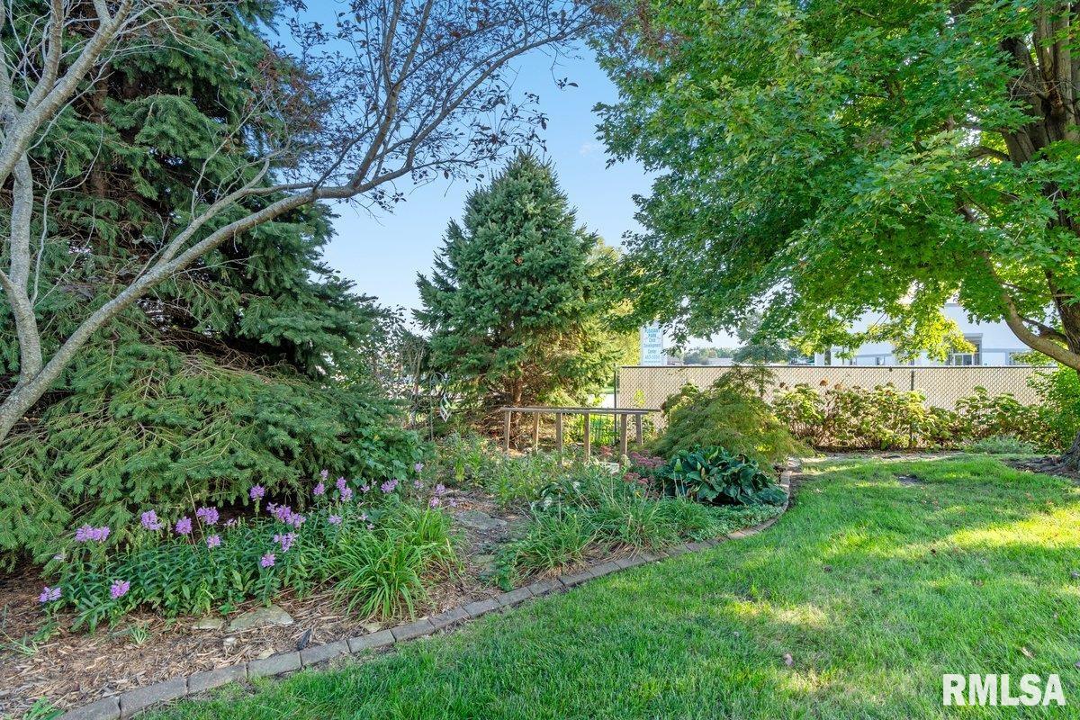 1306 Oakbrook Avenue Chatham, IL 62629 - Photo 38 of 44