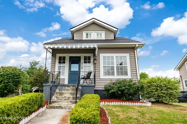 $330,000 | 310 West Lincoln Road, Alcoa, TN 37701