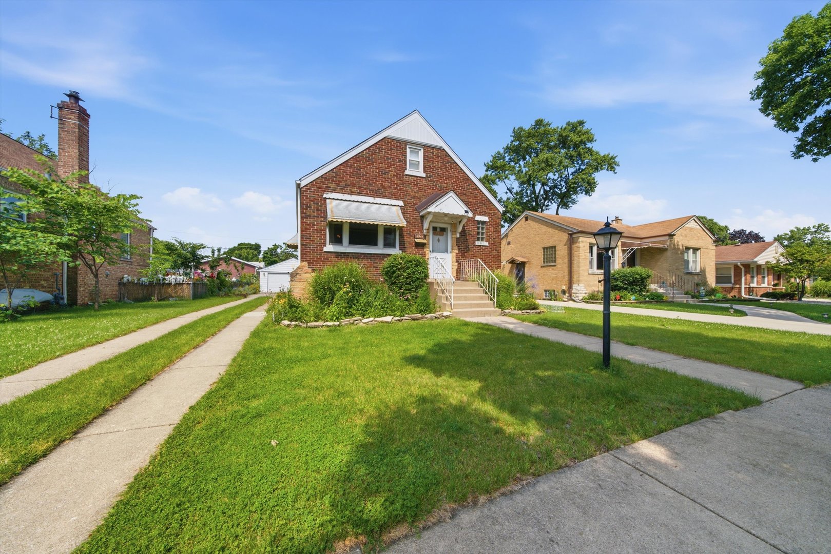 2416 2nd Avenue North Riverside, IL 60546 - Photo 3 of 33
