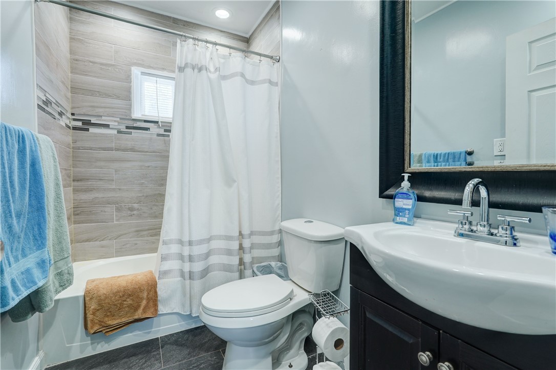 52 Laurelhurst Road Greece, NY 14626 - Photo 17 of 31