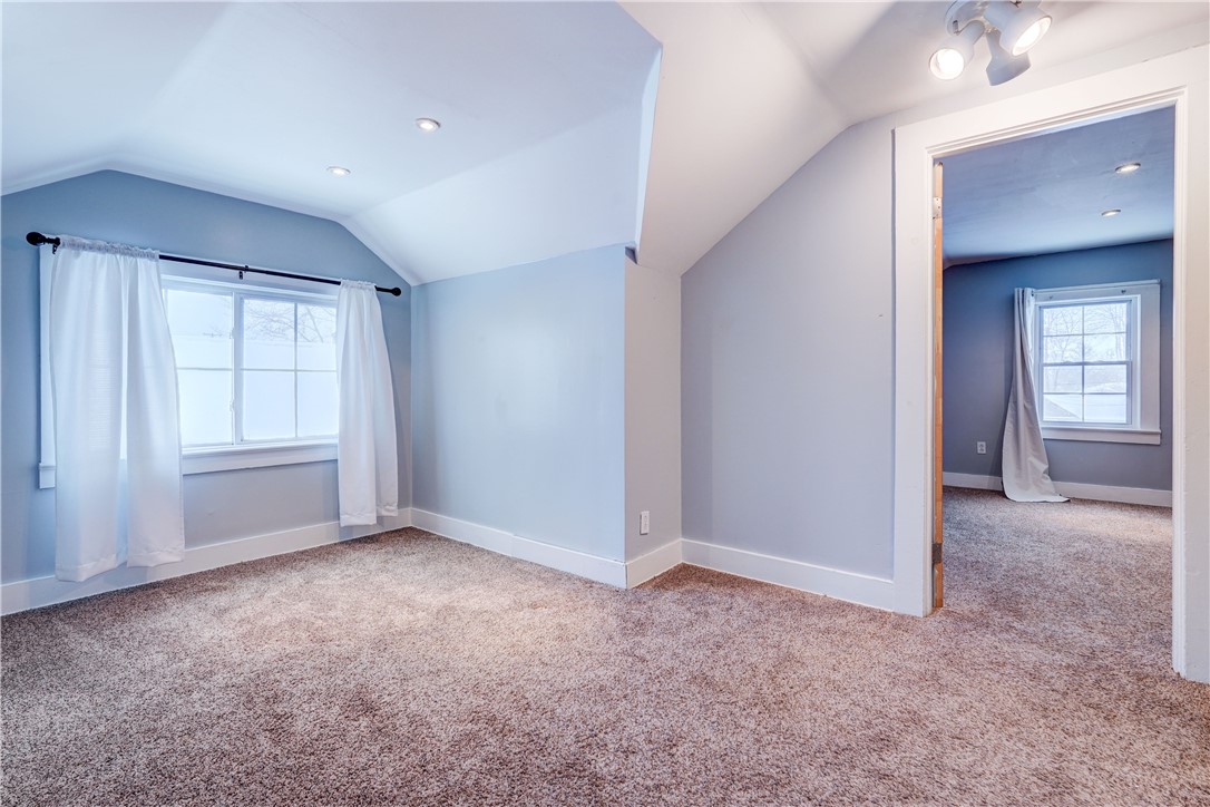 52 Laurelhurst Road Greece, NY 14626 - Photo 18 of 31