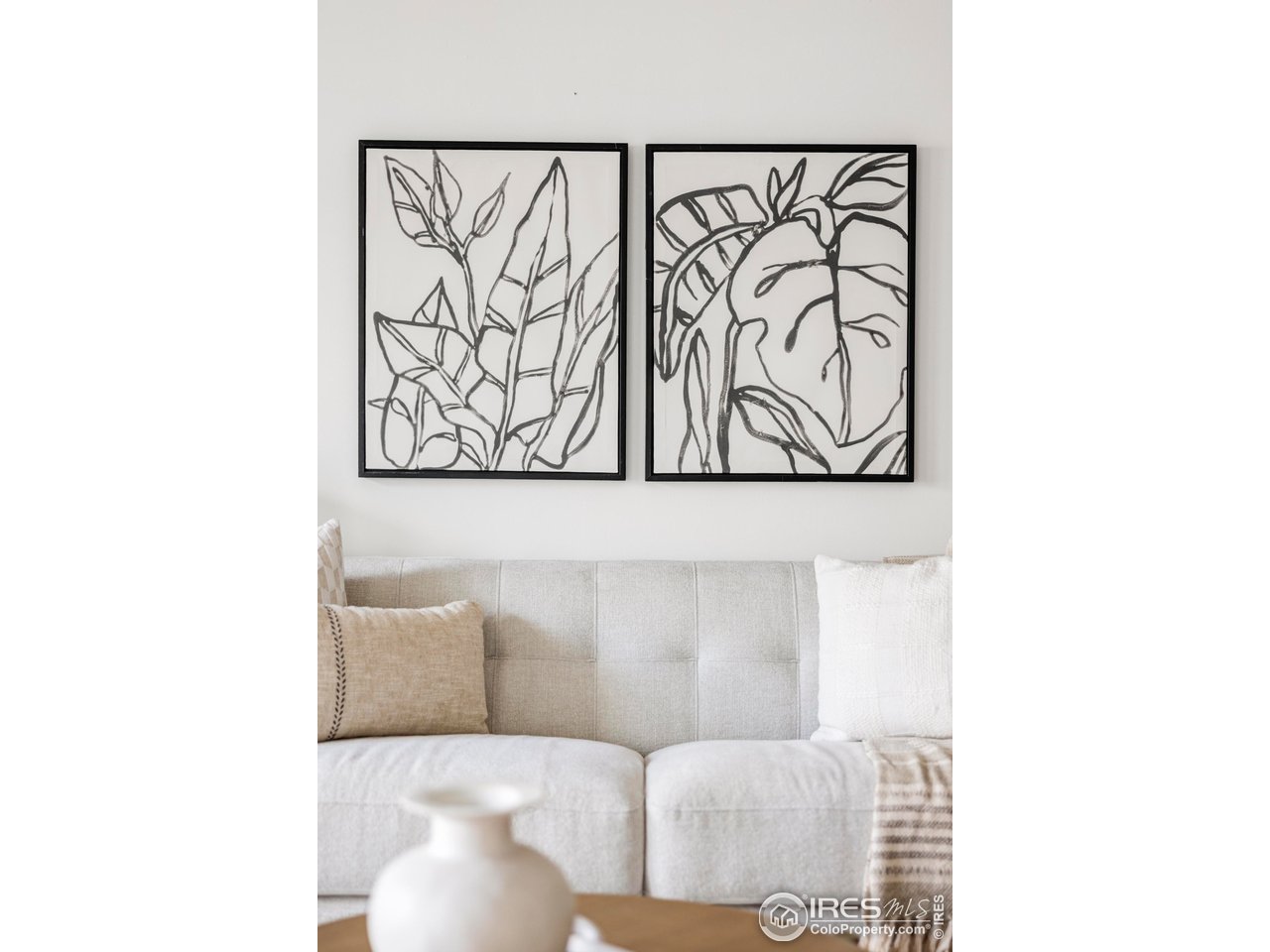 1950 Logan Street, Unit 1013 Denver, CO 80203 - Photo 7 of 23 a living room with furniture