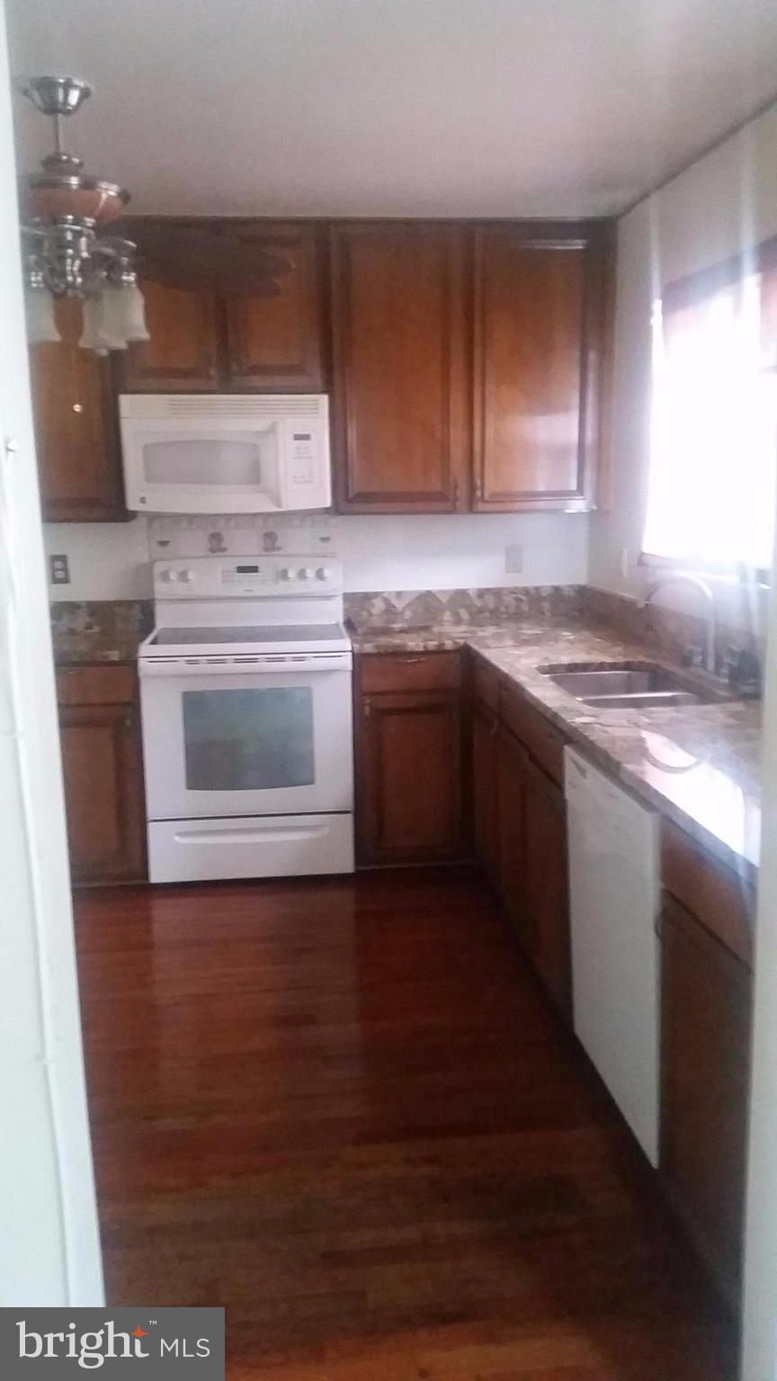 1914 High Timber Road Fort Washington, MD 20744 - Photo 7 of 14 KITCHEN ANGLE 1