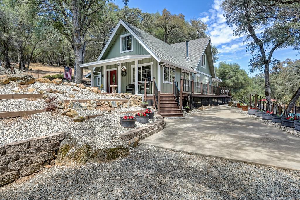 13922 Magnolia Road Grass Valley, CA 95949 - Photo 8 of 88