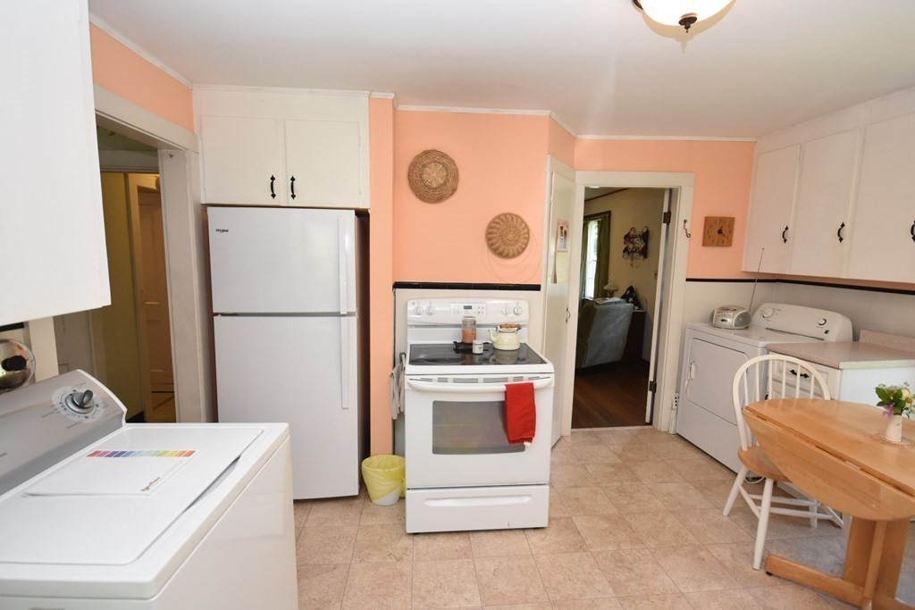 127 Amherst Road Pelham, MA 01002 - Photo 11 of 30